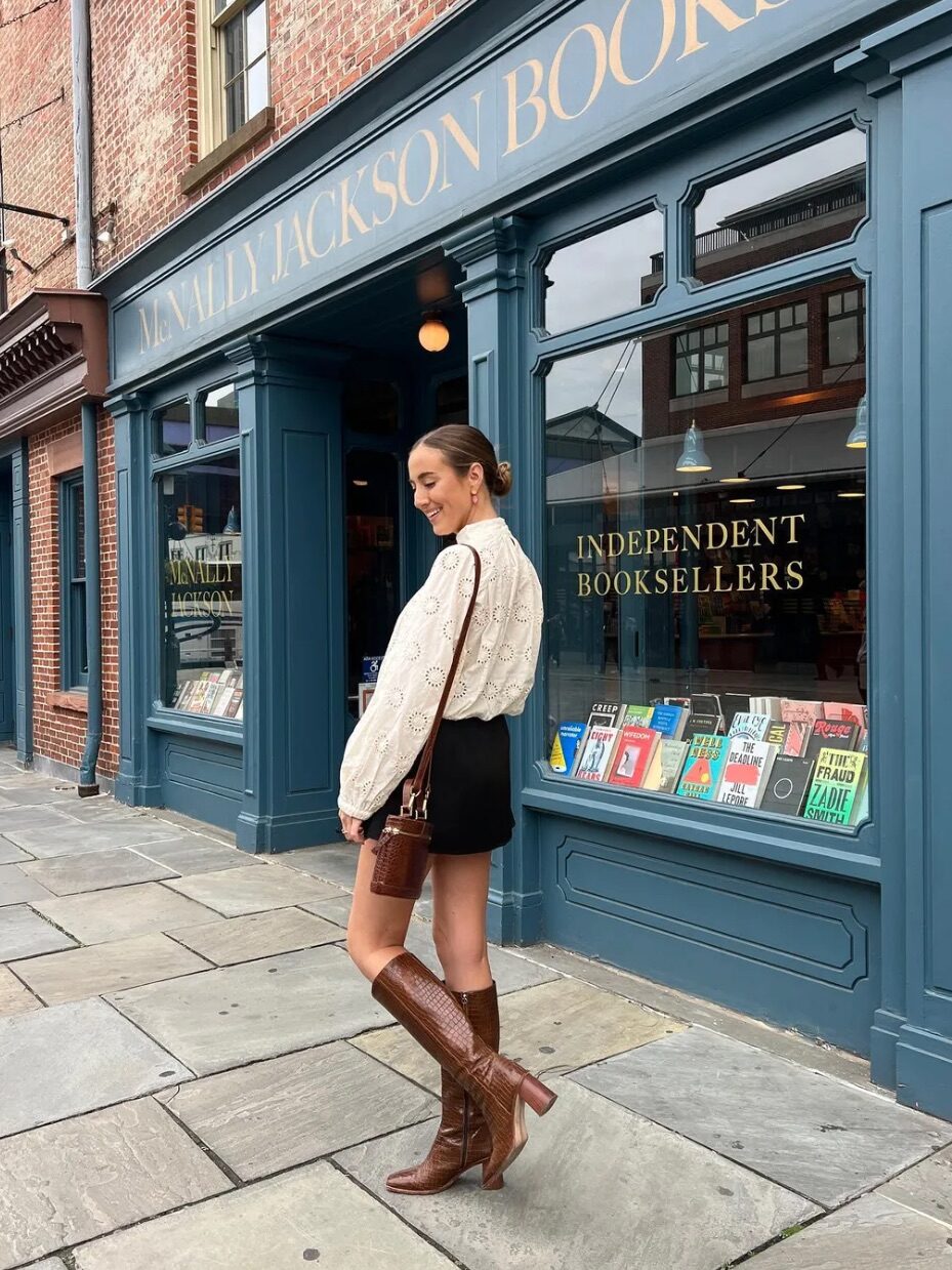 A model wearing sustainable boots from Alohas